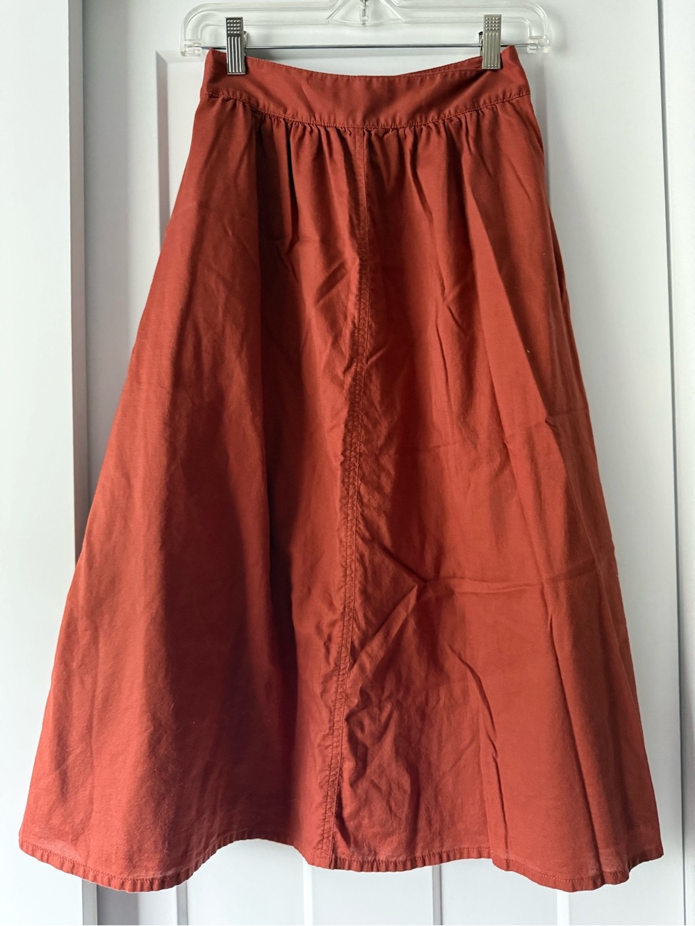 Madewell Palisade Button-Front Midi Skirt in Rusty Torch - Picture 5 of 7
